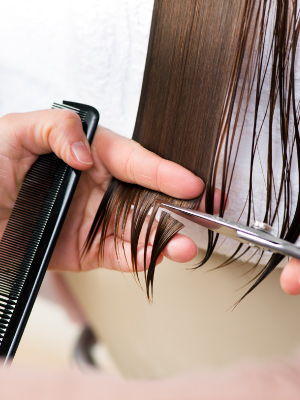 >岐阜県各務原市の美容室　healing salon emma(ヒーリングサロンエマ）カットイメージ